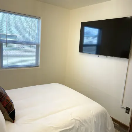 Sunny apartment in the heart of Kenai