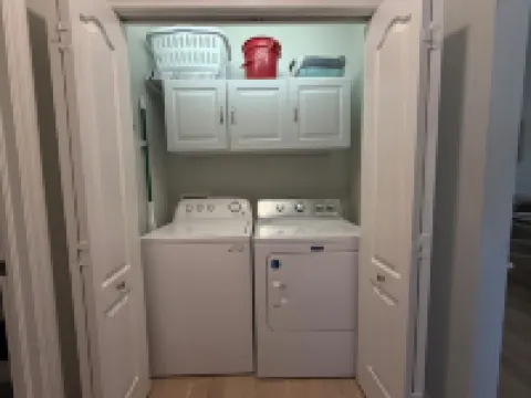 Gorgeous Newly Furnished Condo in Gated Golf Course of Stoneybrook