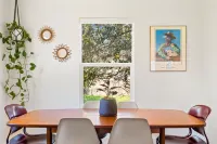 Hickory House - Family/Group and Pet-Friendly Retreat Near Lockhart Square! Hotels in Lockhart