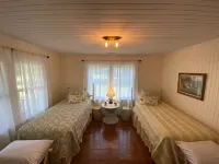 Vintage Cottage in Wanchese