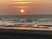 Villa in Cabourg, 3 mn walk from the beach, 9 mn from the casino.