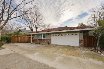 Historic Roseville Retreat with Hot Tub Hotels near HomeGoods