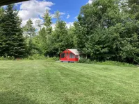 GLAMP SUZANNE: CANVAS CABIN ON PRETTY ADIRONDACK FARM OFFERS PRIVACY AND VIEWS