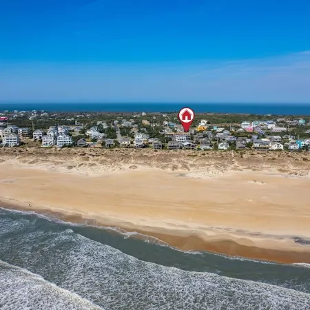 Sleeps 16! 1 Minute Walk To Beach!