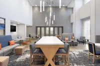 Hampton Inn & Suites St. Charles Old Town Area Hotels in Frontier Township