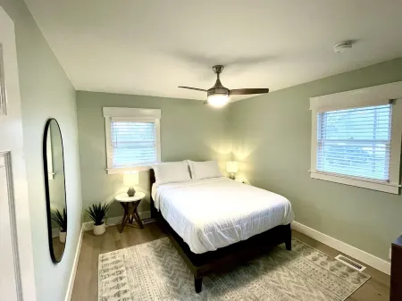 New: Romantic Winter Getaway w/Igloo