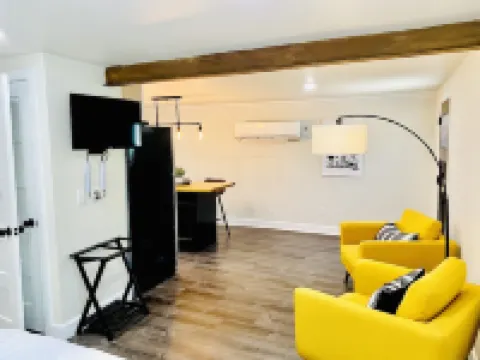 Beautiful studio apartment on Gorgeous Talimena Scenic Drive Hotels in Mena