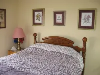 The Lake House Hotels in Hancock County