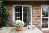 Luxurious Attena vacation apartment in Karl-Georgs-Forst; dogs welcome