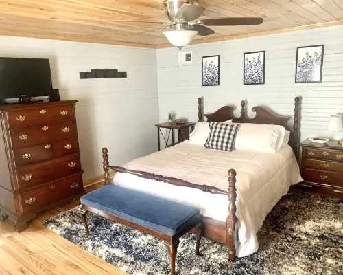 Near Grayson Highlands Hot Tub & Creekside Fun Hotels in Grayson County