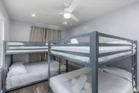 Ocean Breeze, Newly Remodeled, Playroom Hotels near Living Coast Discovery Center