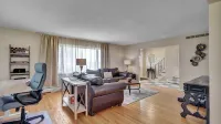 Family and Dog friendly home in Brighton