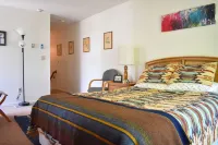 The Loon Nest: Cozy 2 floor apartment in downtown Bar Harbor
