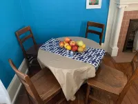 Spacious Upstairs Apartment in<br>Victorian Home