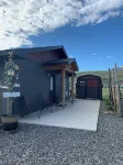 In the beautiful town of Wapiti Wy, only 32 miles from E gate of Yellow stone - 4-Star