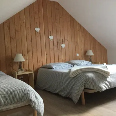 Cocooning spirit" gîte close to footpaths and cycle path