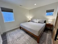 35 Mins. to Glacier Park, Clubhouse Pool + Hot Tub, 5 Mins to City Beach & DT WF