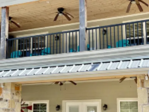 Small Town Richness at Salt Creek Inn 4 Bed 4 Bath Graham, TX Hotels in Young County