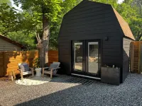 Space Cowboy: Modern Tiny House in East Austin