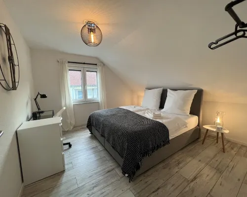 BlackNCozy - Design apartment with box-spring bed and balcony Hotels in Lörrach