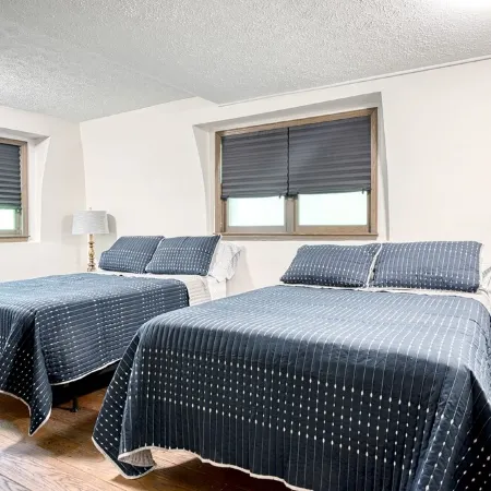 Unique Cabin - near VT, Radford U, Pete Dye Golf Course, New River, Claytor Lake