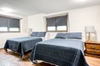 Unique Cabin - near VT, Radford U, Pete Dye Golf Course, New River, Claytor Lake