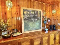 Cabin by Lake Keomah State Park: Swimming Pool, Hot Tub Patio, Game Room, Trails