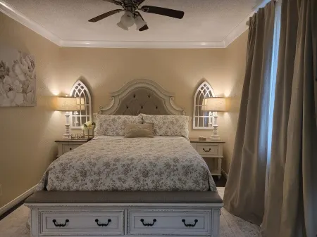 Orange Texas Honey Hive - Upscale living with small town charm.