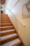 NEW* Sammy's Place! Clean, Comfy, Stylish & Peaceful - Entire East End Townhouse