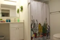 Spacious Apartment Minutes from Downtown Denver!