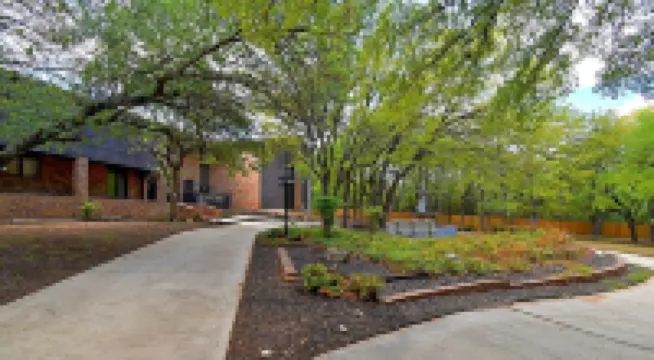 7000 sqft house on 5 acre with pool and indoor basketball/Raquetball court
