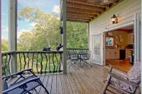 Beautiful lodge, 4 king bedrooms, all with private baths! 5 decks to enjoy. - 4-Star
