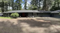 Gem River House 배틀그라운드 커뮤니티 도서관 주변 호텔