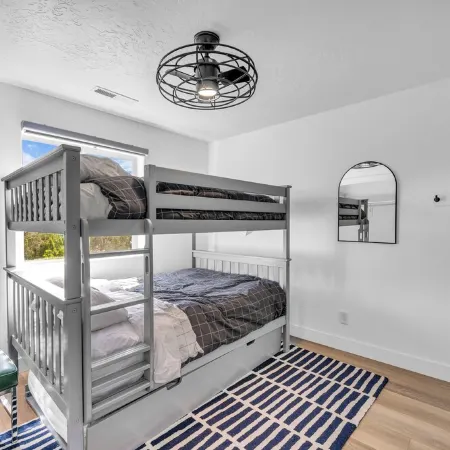 Zion Luxe Family Escape: HotTub, Games, Sleeps 14