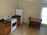 1 bedroom/1 bath