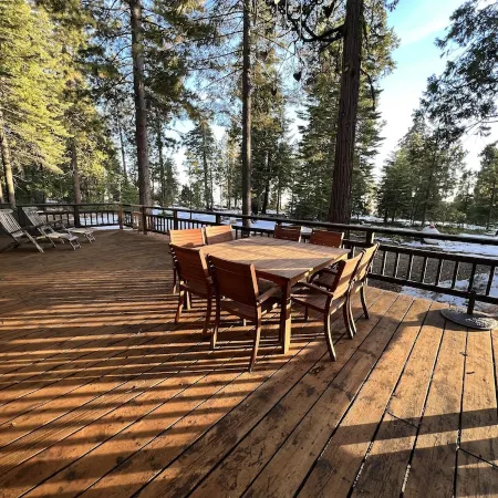 Solitude in the Cedars, Spacious Mountain Home
