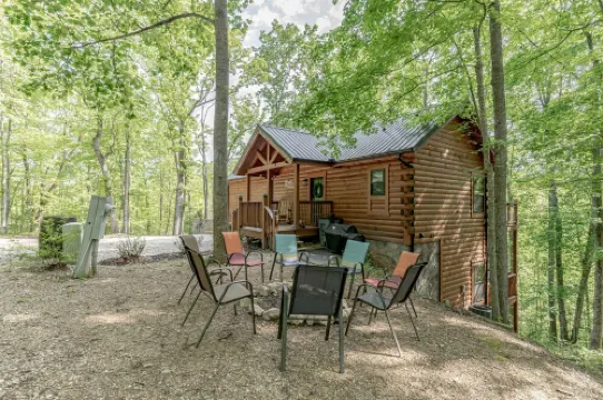 Serendipity Cabin- Relax & Recharge at RRG