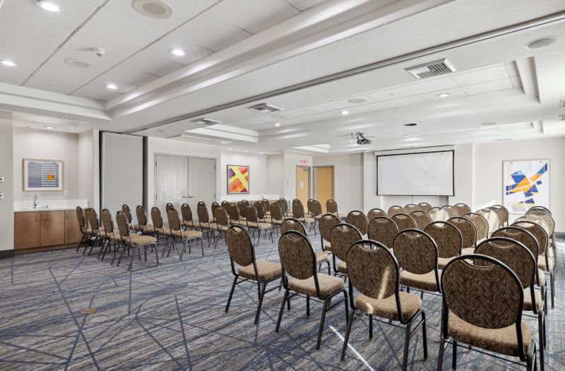 Holiday Inn Express & Suites Vacaville by IHG photo 4
