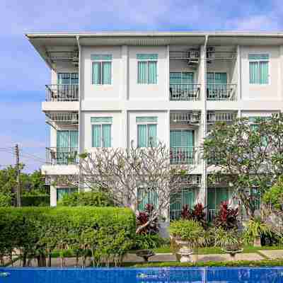 วิลล่า อัมพวา Hotel Exterior