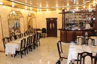 Kristall Hotel