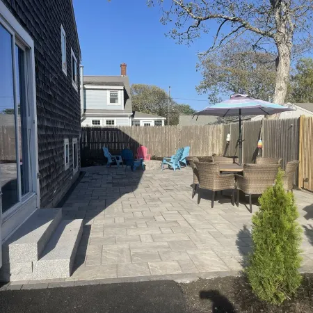 Gorgeous 4 bedroom/2 baths, 1/10 mile to the beach, outdoor patio with firepit