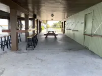 Last min deal!!!! Bay on 3 sides Best sunset  on the island. Great fishing