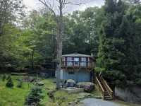 Dogs ‖ S'mores & Fire ‖ 2 Mins to Slopes ‖ Paved Road Access