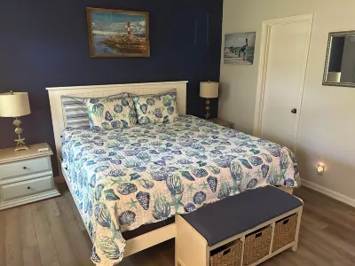 Sea-Esta Retreat, a Great Golden Isles Location!
