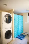 Private, 1st Floor Cottage, 5 Minute Walk to Beach- Perfect for Families!