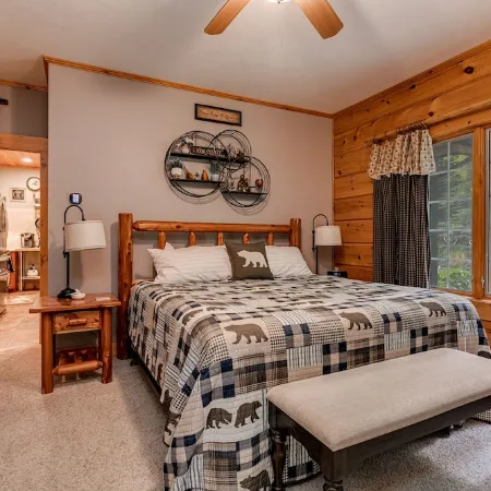 Immaculate Hand-Hewn Log Cabin ~ Private Wooded Setting In Egg Harbor