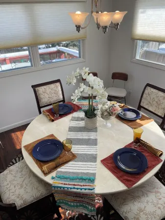 Bloomington Indiana Rental- 3BR/2BA Apartment in upper level of duplex