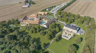 외레네스 슬로트 호텔 & 컨퍼런스  호텔