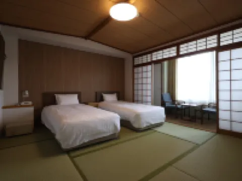Shirahama Onsen KKR Shirahama Mihamaso Hotels near Adventure World