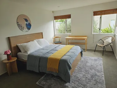 Lilypad of Three Kings Guest Rooms